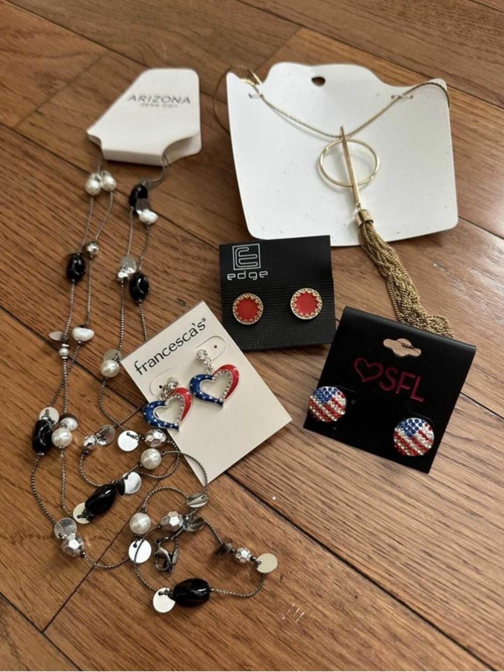 5-Piece‎ Fashion Jewelry Lot – Earrings, Rings, & Necklace ✨All NEW